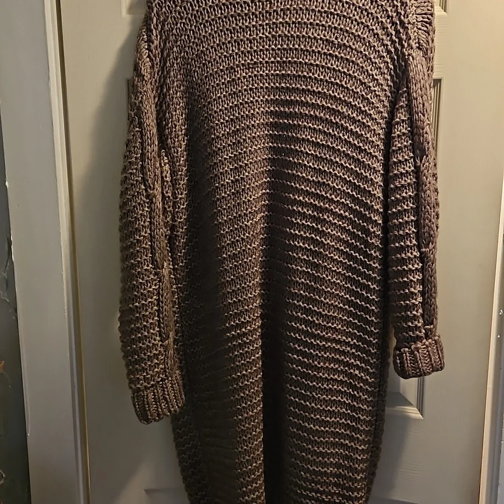 Cardigan SOLD SOLD - Picture 5 of 8